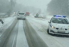 За всички превозни средства е ограничено движението през Троянски проходБлизо