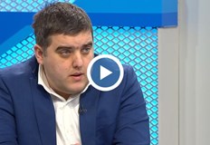 Учителите в средното образование също имат финансови притеснения заяви Любослав