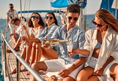 По непотвърдени данни жената е била пияна и е паднала