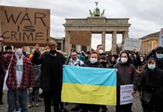 Акцията е под надслов Бунт за мир Близо 10 000 души