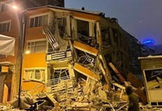 Спасителните операции продължаватБроят на жертвите в Турция и Сирия надхвърли