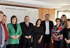 Народните читалища към Корнелия Нинова Разчитаме на вас да пазите