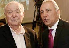 Христо Стоичков отправи прощални думи към Петър ЖековС пост във