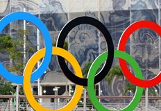 Международният олимпийски комитет ще разгледа възможността спортистите от двете държави