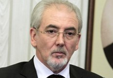 Поради здравословното си състояние подсъдимият Местан е поискал отлагане на