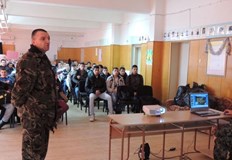 Гимназистите ще учат как се помага на населението при кризи