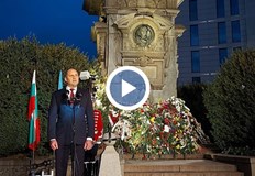 Чистата и свята република е далеч но братството нерядко се