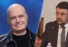 Слави Трифонов отговори във Фейсбук на заведеното от страна на