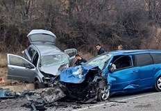 Млада жена е в тежко състояние след инцидентаТежка катастрофа е