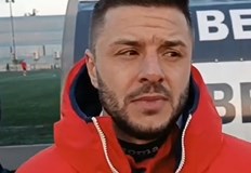 Левият полузащитник ще помага на клуба да избегне изпадането от