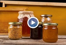 Този мед е специален той не е за ежедневна употребаВсички