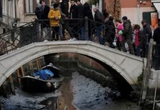 Невъзможно е за гондоли водни таксита и линейки да се