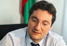 Контролът върху главния прокурор беше въпрос на мнозинство не на