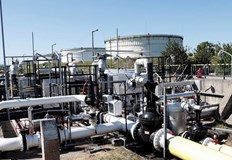 Това се случва ден след като Европейският съюз прие нов