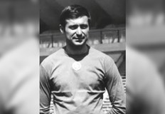 Отиде си на 78 години Поклон Петър Жеков Вълшебния стрелец Жектрик