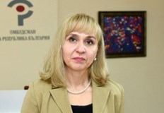Диана Ковачева призова Комисията за защита на конкуренцията да се