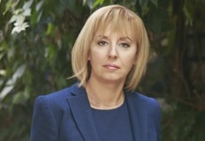 Изпълнител на мръсната поръчка са представителите на Нинова в ЦИК