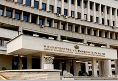 Стотици хора са починали или се издирват има и над