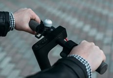 Телефонът за близо 2 000 лева е бил на момче