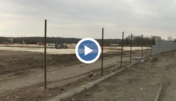 По-напреднали са дейностите по големия паркинг, който се прави от "Тир паркинг Русе" ЕООД