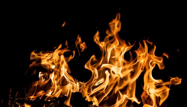 Огънят е пламнал след неправилно боравене с печка на газ