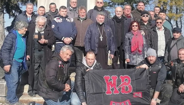 На мястото на Паметника на русофилите преди 136 са разстреляни български офицери заради бунта на Русофилите На мястото на Паметника на русофилите преди 136 са разстреляни български офицери заради бунта на Русофилите