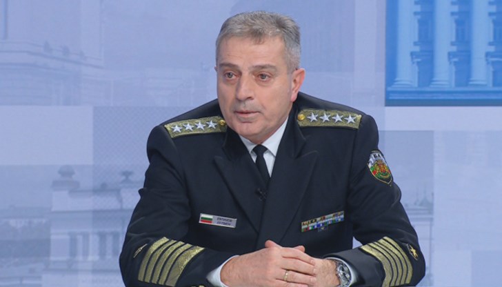 У нас нивото на сигурност и защита е същото, каквото имат всички страни по Източния фланг на НАТО, каза началникът на отбраната адмирал Емил Ефтимов