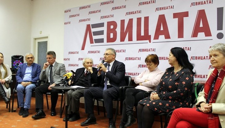 Днес се поставя началото на голямо събитие в България - обединение на левицата, заяви той Днес се поставя началото на голямо събитие в България - обединение на левицата, заяви той