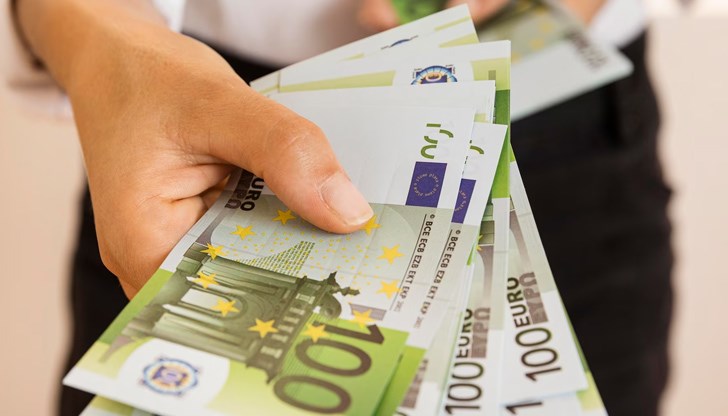 Европейската комисия предвижда подобряване на икономическата ситуация у нас