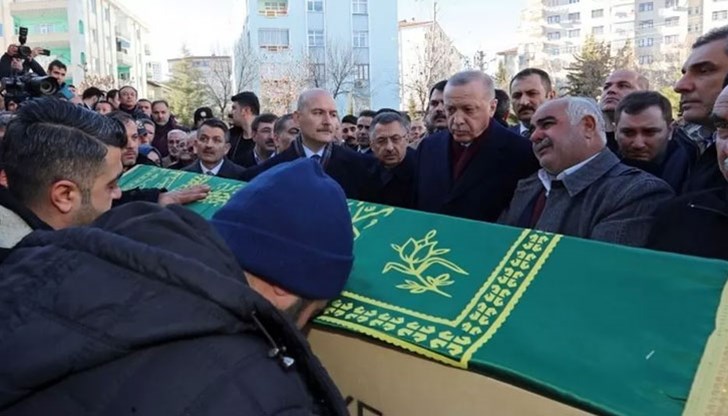 Над 92 600 души са ранени в Турция Над 92 600 души са ранени в Турция