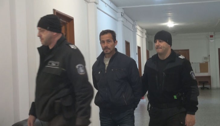 Северин разказал пред служебния си защитник, че купил колата два ни преди да бъде задържан, но не за да пренася дрога Северин разказал пред служебния си защитник, че купил колата два ни преди да бъде задържан, но не за да пренася дрога