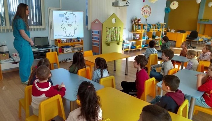 С открития урок малчуганите отбелязаха Деня на стоматолога - 9 февруари