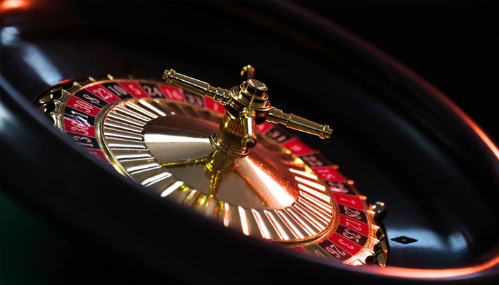 Жената е известна на полицията и е откраднала над 7 хиляди лева Жената е известна на полицията и е откраднала над 7 хиляди лева