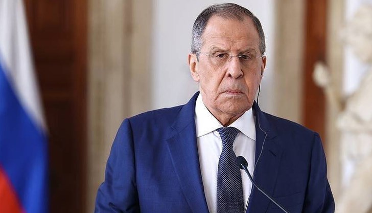 Според руския външен министър страната има президент „готов на почти всичко“, включително да влезе в НАТО Според руския външен министър страната има президент „готов на почти всичко“, включително да влезе в НАТО