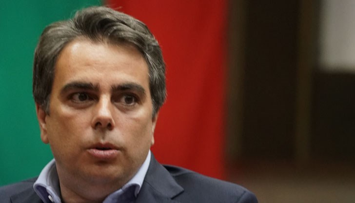 От синдикат "Образование" искат извинение и оставката му като лидер на ПП