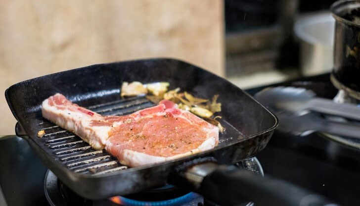 Европейски регулаторен орган иска да забрани "вечните" синтетични химикали, сред които са и хранителните опаковки и текстил