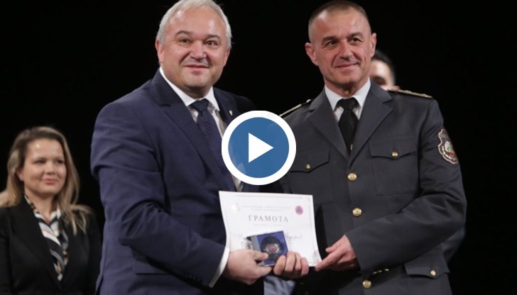 Да си пожарникар, не е просто професия, а призвание, заяви той