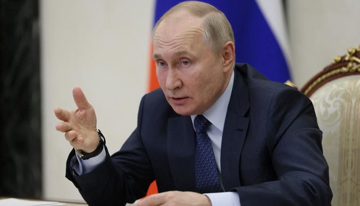 Хората се сблъскват с "остри проблеми" и се нуждаят от ремонти и компенсации, допълни руският президент