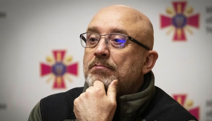 Олекси Резников ще бъде заменен от шефа на военното разузнаване