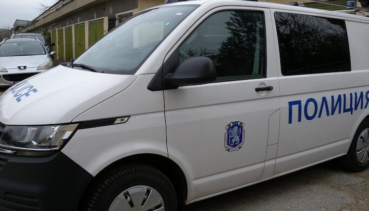 Заловеният 40-годишен мъж е играл ролята на „муле“ при извършване на телефонна измама Заловеният 40-годишен мъж е играл ролята на „муле“ при извършване на телефонна измама