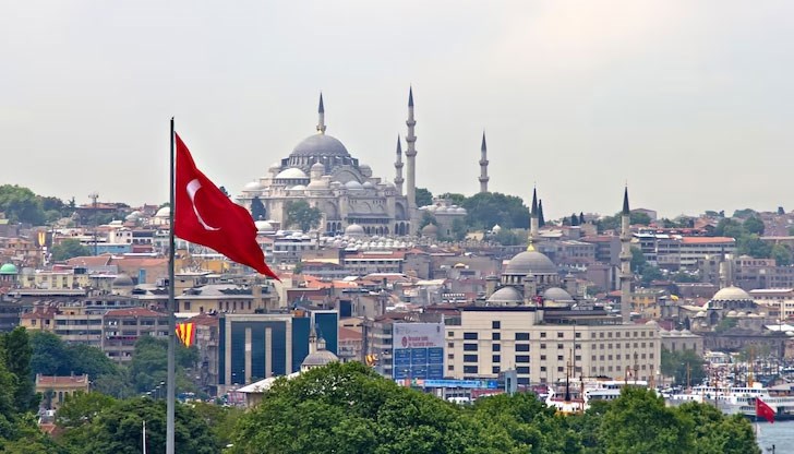 Преживяваме нещастието като наше, сподели Меляхат от Кърджали Преживяваме нещастието като наше, сподели Меляхат от Кърджали