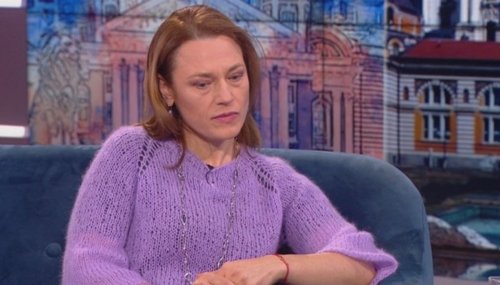 Всички, които сме се събрали, смятам, че сме почтени хора, коментира тя новата политическа формация "Заедно" Всички, които сме се събрали, смятам, че сме почтени хора, коментира тя новата политическа формация "Заедно"