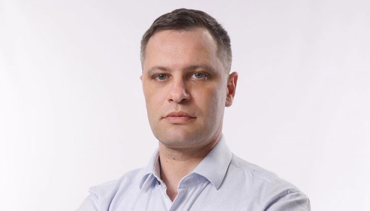 Няколко пъти сме поискали програмата и не получихме информация за това какви са техните политики, за какво се борят, обясни той Няколко пъти сме поискали програмата и не получихме информация за това какви са техните политики, за какво се борят, обясни той