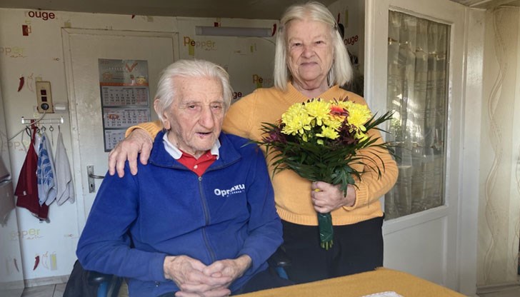 Марин и Ефросина Чолакови са една от най-възрастните женени двойки в общината