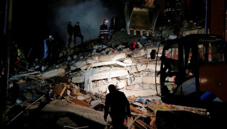 Броят на загиналите в Турция и Сирия надхвърли 4300 души