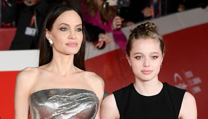 16-годишната дъщеря на Брад Пит и Анджелина Джоли изкарва сама парите си
