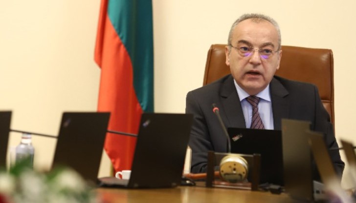 ​Служебният премиер беше категоричен, че най-добре управлява този, който е готов да се раздели с властта във всеки миг