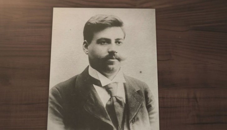 Лобното място на революционера е над днешния град Серес в Гърция Лобното място на революционера е над днешния град Серес в Гърция