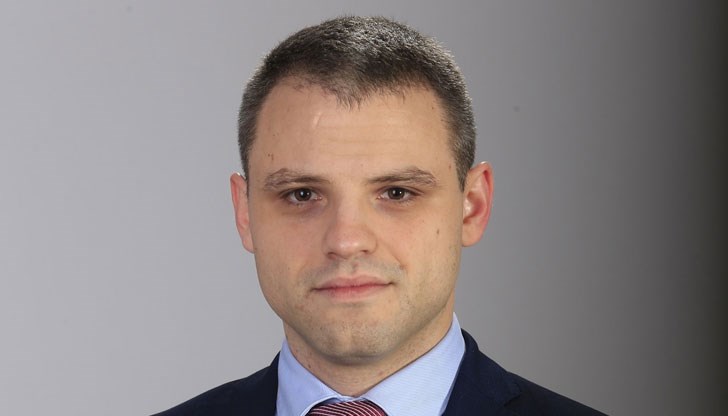 Гордея се, че попадам в „черния“ списък, сподели изключеният от партията член