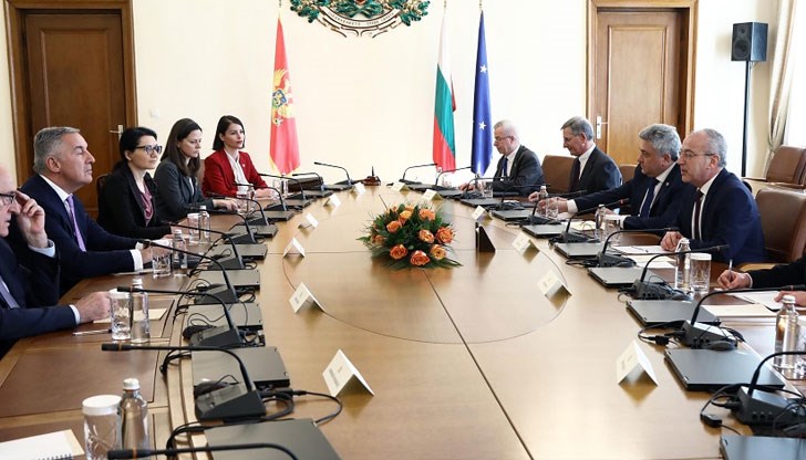 Президентът на Черна гора Мило Джуканович е на официално посещение в София